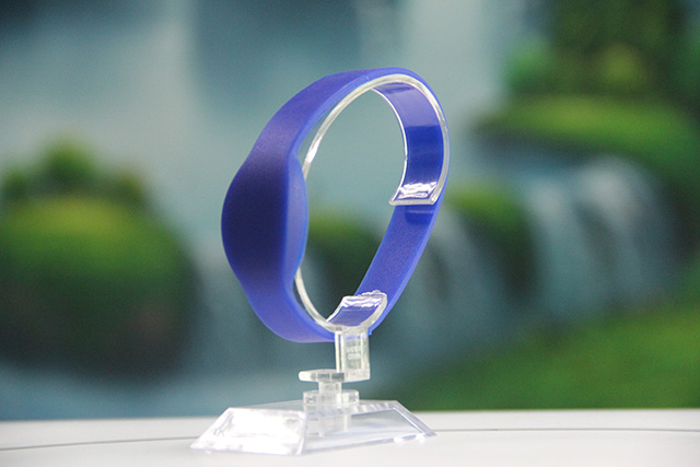 为什么织唛腕带这么受迎接